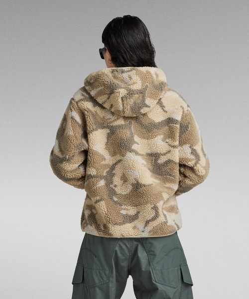 G-STAR(ジースター)の「SHORT TEDDY JACKET/ボアジップパーカー(その他アウター・レディース・ブラウン系カモフラージュ・SMALL/X-SMALL/MEDIUM)」の3枚目の写真