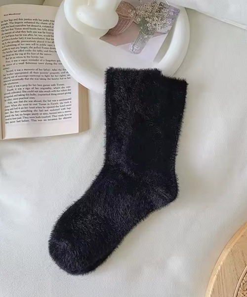 Jelly moo(ジェリームー)の「【 Jelly moo / ジェリームー 】 ふわもこ カラフル シャギーソックス #(ソックス/靴下・レディース・グリーン/パープル/ブルー/イエロー/ミント/ベビーピンク/ピンク/ホワイト/オレンジ/ブラック/ベージュ・FREE)」の2枚目の写真