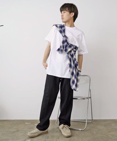 Carhartt WIP(カーハートダブリューアイピー)の「Carhartt WIP/カーハートダブリューアイピー S/S VERSE PATCH T-SHIRT 半袖Tシャツ(Tシャツ/カットソー・メンズ・ブラウン/ホワイト・L/XL/M/S)」の20枚目の写真