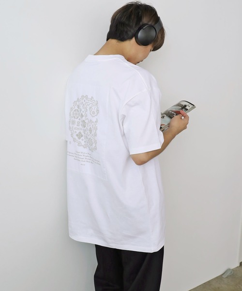 Carhartt WIP(カーハートダブリューアイピー)の「Carhartt WIP/カーハートダブリューアイピー S/S VERSE PATCH T-SHIRT 半袖Tシャツ(Tシャツ/カットソー・メンズ・ブラウン/ホワイト・L/XL/M/S)」の18枚目の写真