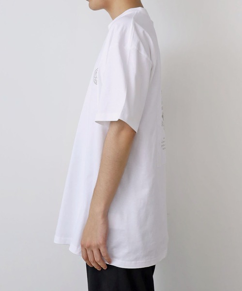 Carhartt WIP(カーハートダブリューアイピー)の「Carhartt WIP/カーハートダブリューアイピー S/S VERSE PATCH T-SHIRT 半袖Tシャツ(Tシャツ/カットソー・メンズ・ブラウン/ホワイト・L/XL/M/S)」の3枚目の写真