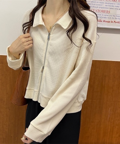 LADY LIKE(レディライク)の「ダブルジップ襟付きトップス(Tシャツ/カットソー・レディース・ブラック/サックスブルー/グレー/アイボリー・M)」の11枚目の写真