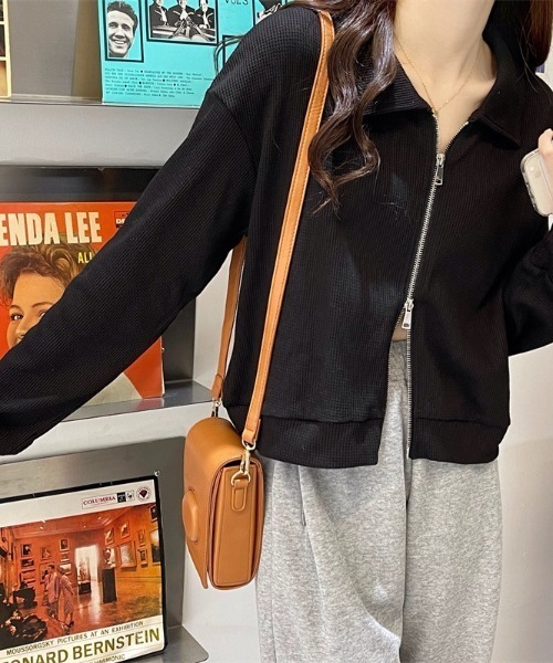 LADY LIKE(レディライク)の「ダブルジップ襟付きトップス(Tシャツ/カットソー・レディース・ブラック/サックスブルー/グレー/アイボリー・M)」の15枚目の写真