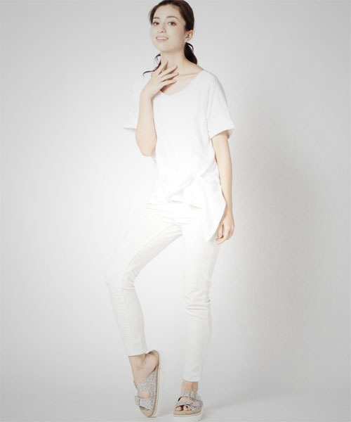 ROSE BUD COUPLES (ローズ バッド カップルズ)の「S-LCTT-15148 ASYMMETRY V/N S/S TOP(Tシャツ/カットソー・レディース・ホワイト/ブラック/オリーブ・ONE SIZE)」の14枚目の写真