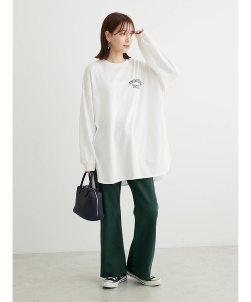 Green　Parks（グリーンパークス）の「ワンポイントカレッジロゴ裾ラウンドチュニック（チュニック・レディース・パープル/オフホワイト/ダークグレー・FREE）」の4枚目の写真