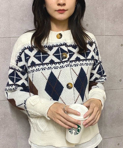 NANEA(ナネア)の「ノルディック柄ニットカーディガン(ニット/セーター・レディース・アイボリー/ネイビー・フリー)」の13枚目の写真