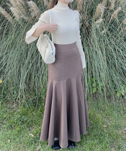 Reurie'（レウリィ）の「【ZOZO限定カラー有】エコレザーボストンバッグ / eco leather boston bag ショルダーバッグ スクエア アイボリー ブラック グリーン ツヤ（ボストンバッグ・レディース・アイボリー/ブラック/グリーン・FREE）」の5枚目の写真