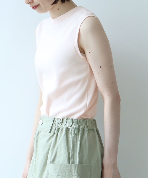 bulle de savon（ビュルデサボン）の「ピマハイゲージスムース ふわふわノースリ（Tシャツ/カットソー・レディース・ネイビー/イエロー/ピンク/ホワイト・FREE）」の16枚目の写真