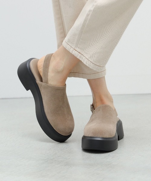 BEAMS HEART（ビームスハート）の「BEAMS HEART / フェイクスエード ストラップサボ（その他シューズ・レディース・ブラック/ベージュ・SMALL/LARGE/MEDIUM）」の15枚目の写真