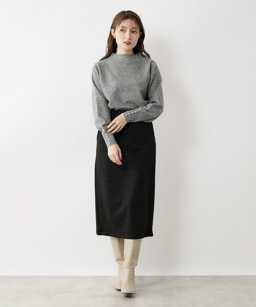 index（インデックス）の「◆≪5color≫ パール調ボタンスリーブボトルネックニット【洗濯機洗い可】（ニット/セーター・レディース・ライトベージュ/グレー/ライトブルー/オフホワイト/ピンク系・36/42/38/40）」の15枚目の写真