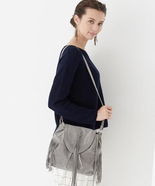 green label relaxing（グリーンレーベルリラクシング）の「GC フリンジ バッグ（ショルダーバッグ・レディース・グレー/ベージュ・フリー）」の2枚目の写真