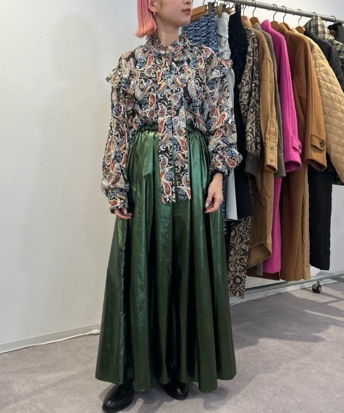 ROSE BUD(ローズバッド)の「メタリックボリュームスカート(スカート・レディース・シルバー/カーキ・FREE)」の21枚目の写真