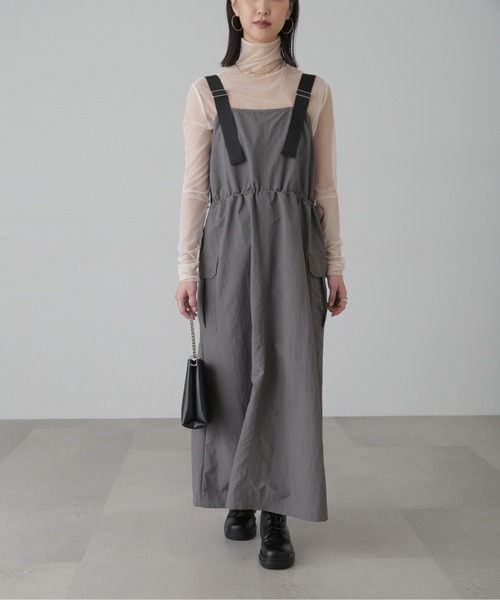 FREE'S MART（フリーズマート）の「◆ウエストドロストナイロンジャンパースカート（ワンピース・レディース・カーキ/グレー/ベージュ・SMALL/MEDIUM）」の2枚目の写真