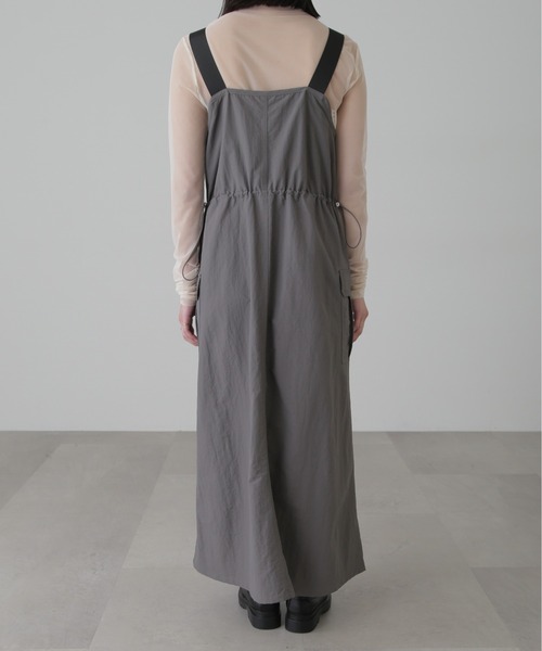 FREE'S MART（フリーズマート）の「◆ウエストドロストナイロンジャンパースカート（ワンピース・レディース・カーキ/グレー/ベージュ・SMALL/MEDIUM）」の15枚目の写真