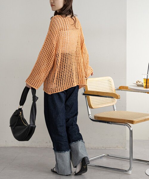 DISCOAT（ディスコート）の「【新色追加!/WEB限定】ラメスパンコールスカシプルオーバー（ニット/セーター・レディース・オフホワイト/オレンジ/グリーン/ブラック/アイボリー・FREE）」の12枚目の写真