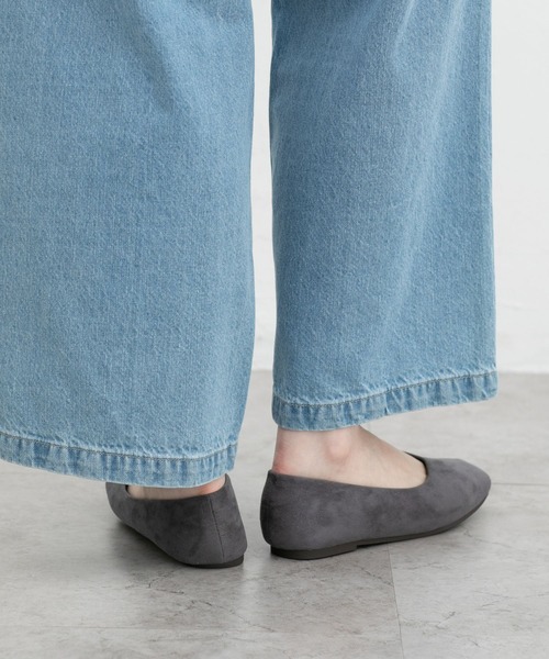 Honeys(ハニーズ)の「柔らかく楽ちんはっ水スクエアパンプス(パンプス・レディース・ブラック系その他/シルバー/ブラック/マスタード/ライトベージュ/グレー/ブラウン・22.5/23.0/23.5/24.0/24.5/25.0)」の10枚目の写真