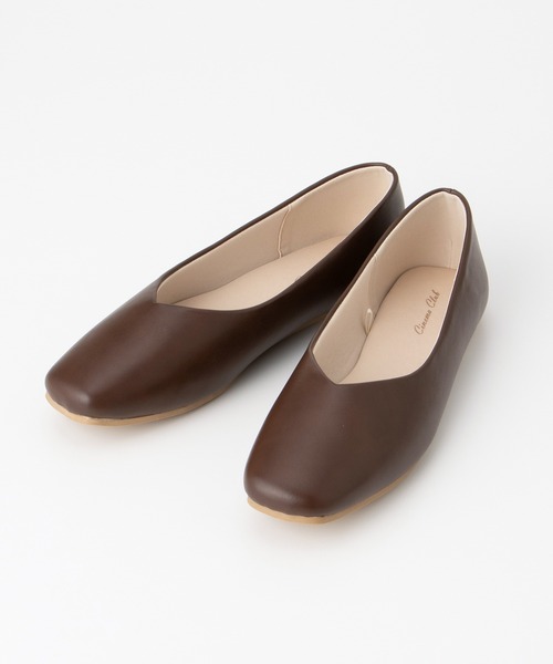 Honeys(ハニーズ)の「柔らかく楽ちんはっ水スクエアパンプス(パンプス・レディース・ブラック系その他/シルバー/ブラック/マスタード/ライトベージュ/グレー/ブラウン・22.5/23.0/23.5/24.0/24.5/25.0)」の17枚目の写真