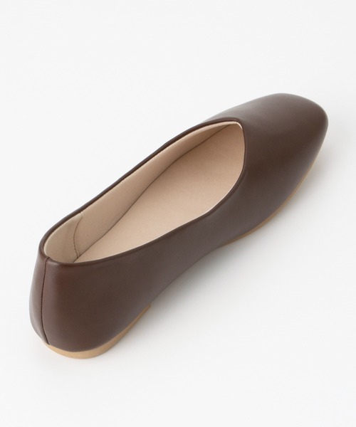 Honeys(ハニーズ)の「柔らかく楽ちんはっ水スクエアパンプス(パンプス・レディース・ブラック系その他/シルバー/ブラック/マスタード/ライトベージュ/グレー/ブラウン・22.5/23.0/23.5/24.0/24.5/25.0)」の19枚目の写真