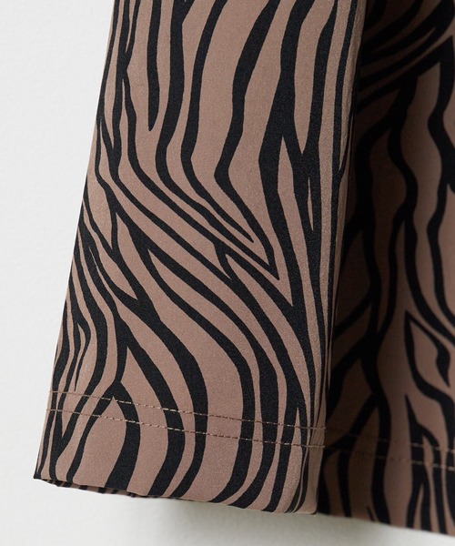 THOUSAND MILE(サウザンドマイル)の「THOUSAND MILE/サウザンドマイル WAVE ADJUST SKIRT スカート(スカート・レディース・ゼブラ・FREE)」の3枚目の写真