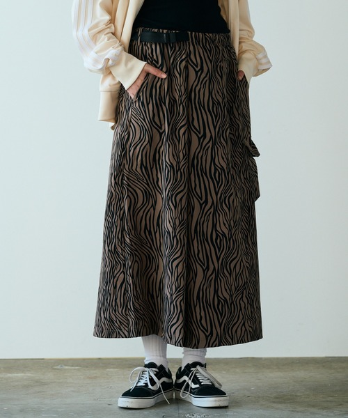 THOUSAND MILE(サウザンドマイル)の「THOUSAND MILE/サウザンドマイル WAVE ADJUST SKIRT スカート(スカート・レディース・ゼブラ・FREE)」の11枚目の写真