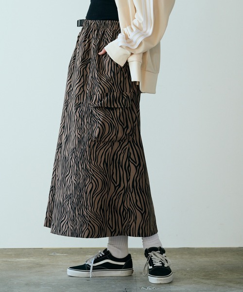 THOUSAND MILE(サウザンドマイル)の「THOUSAND MILE/サウザンドマイル WAVE ADJUST SKIRT スカート(スカート・レディース・ゼブラ・FREE)」の16枚目の写真