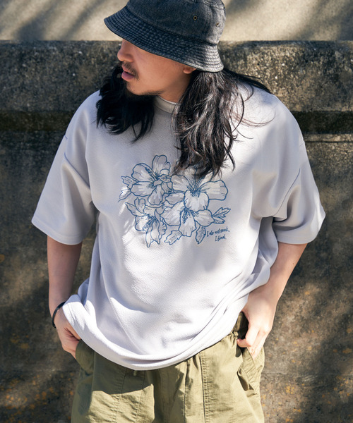 セール】梨地花柄刺繍Tシャツ（Tシャツ/カットソー
