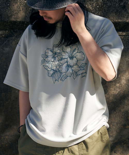 セール】梨地花柄刺繍Tシャツ（Tシャツ/カットソー