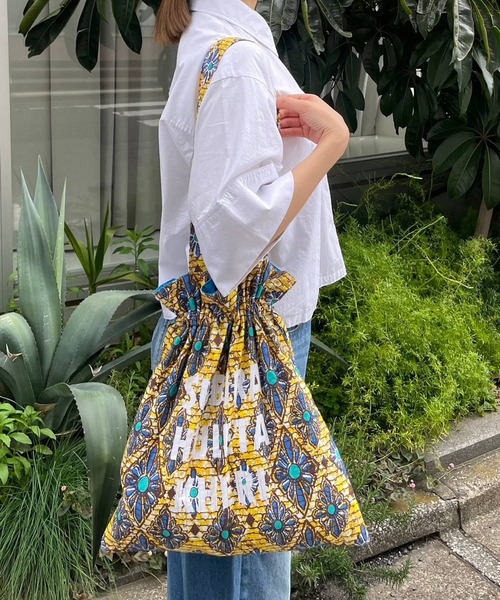 BAYFLOW（ベイフロー）の「[巾着型としても使える!]【Asante sana】トート（トートバッグ・レディース・イエロー/ベージュ/ピンク/ホワイト/ネイビー/ブルー・0）」の5枚目の写真