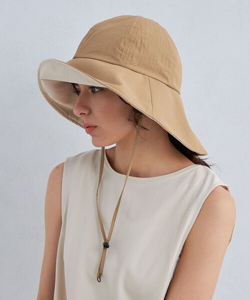 green label relaxing（グリーンレーベルリラクシング）の「【WEB限定】ハイショク ロングブリム ハット -UVケア・ウォッシャブル-（ハット・レディース・ベージュ/ブラック・FREE）」の5枚目の写真
