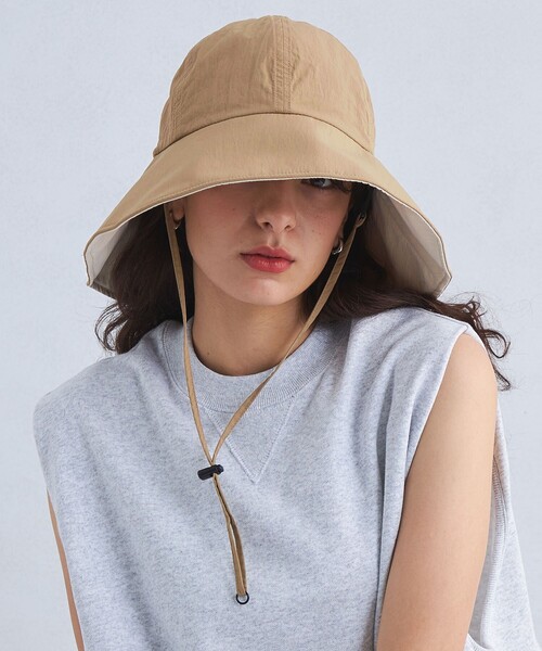 green label relaxing（グリーンレーベルリラクシング）の「【WEB限定】ハイショク ロングブリム ハット -UVケア・ウォッシャブル-（ハット・レディース・ベージュ/ブラック・FREE）」の7枚目の写真