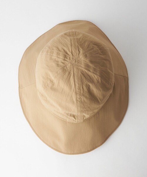 green label relaxing（グリーンレーベルリラクシング）の「【WEB限定】ハイショク ロングブリム ハット -UVケア・ウォッシャブル-（ハット・レディース・ベージュ/ブラック・FREE）」の19枚目の写真