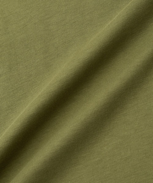 Saturdays NYC(サタデーズ ニューヨークシティ )の「SCRIPT STANDARD SS TEE(Tシャツ/カットソー・メンズ・オリーブ/パープル・M/L/S/XL)」の7枚目の写真