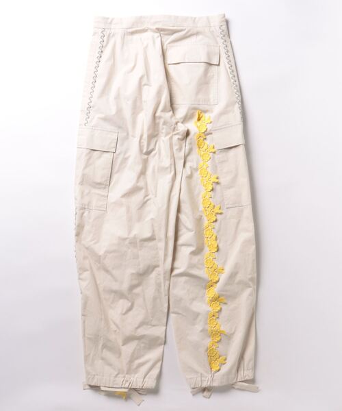 MSGM（エムエスジーエム）の「クライミングROSE マルチレースパンツ（その他パンツ・レディース・ライトベージュ・38）」の10枚目の写真