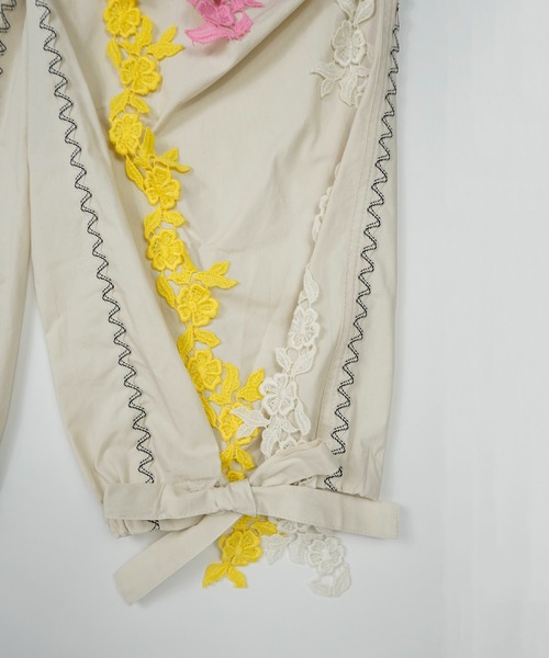 MSGM（エムエスジーエム）の「クライミングROSE マルチレースパンツ（その他パンツ・レディース・ライトベージュ・38）」の5枚目の写真