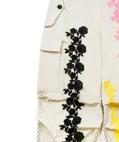 MSGM（エムエスジーエム）の「クライミングROSE マルチレースパンツ（その他パンツ・レディース・ライトベージュ・38）」の4枚目の写真