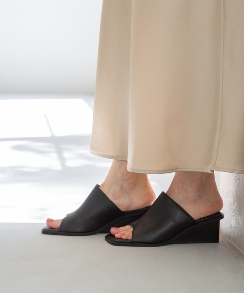 【Dries Van Noten】ウェッジヒール オープントゥ 赤 ミュール Dries Van Noten】ウェッジヒール オープントゥ 赤 ミュール