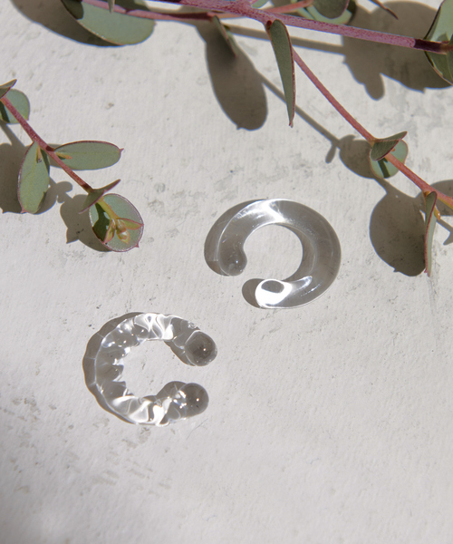 collex（コレックス）の「【別注】【HARIO Lampwork Factory】イヤーカフ ネジリ（イヤーカフ・レディース・クリア・フリー）」の2枚目の写真