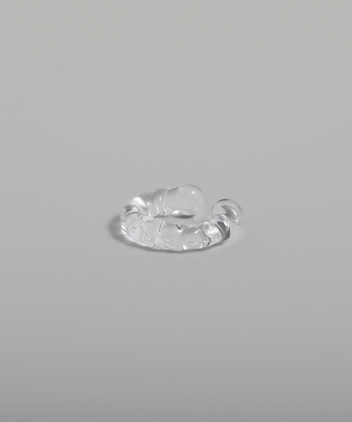 collex（コレックス）の「【別注】【HARIO Lampwork Factory】イヤーカフ ネジリ（イヤーカフ・レディース・クリア・フリー）」の4枚目の写真