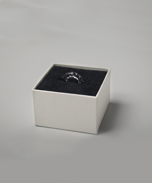 collex（コレックス）の「【別注】【HARIO Lampwork Factory】イヤーカフ ネジリ（イヤーカフ・レディース・クリア・フリー）」の5枚目の写真