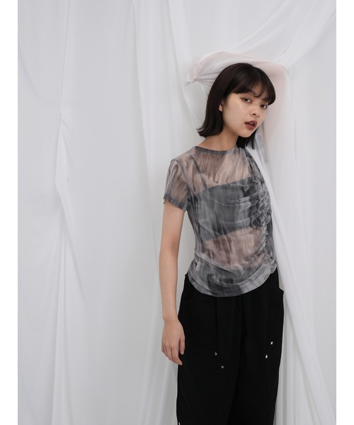 Enewd nina（エニュードニーナ）の「【ZOZO限定】マーブル シアー トップス ギャザー シースルー カットアウト カットソー 半袖（Tシャツ/カットソー・レディース・ブラック/ブルー・FREE）」の6枚目の写真