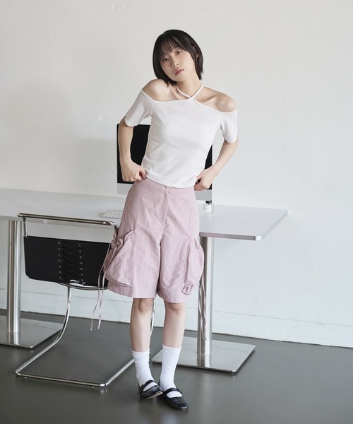 UNE MANSION（ユヌマンション）の「[UNE ORIGINAL]2WAYホルターネックストリングリボンバックオープンTシャツカットソー（Tシャツ/カットソー・レディース・アイボリー/ブラック/チャコール/ピンク/ネイビー・FREE）」の12枚目の写真