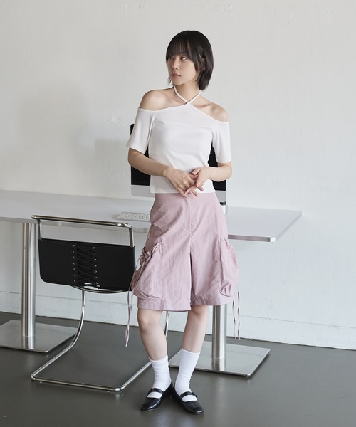 UNE MANSION（ユヌマンション）の「[UNE ORIGINAL]2WAYホルターネックストリングリボンバックオープンTシャツカットソー（Tシャツ/カットソー・レディース・アイボリー/ブラック/チャコール/ピンク/ネイビー・FREE）」の13枚目の写真
