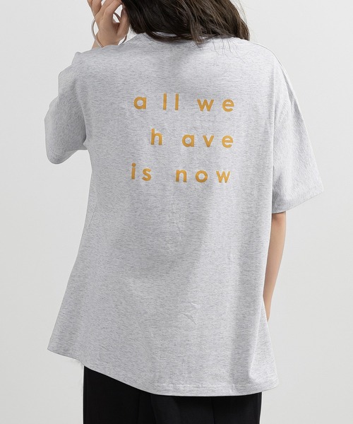 DAY CLOSET(デイ クローゼット)の「レディース 半袖英字バックプリントTシャツ(Tシャツ/カットソー・レディース・オートミール/チャコールグレー/ホワイト/ピンク/ブラック・FREE)」の4枚目の写真