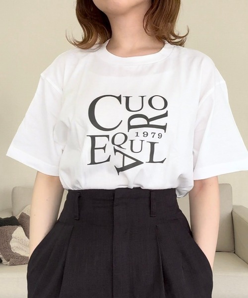 cuorequal(クオレコール)の「cuorequalロゴ半袖Tシャツ(Tシャツ/カットソー・レディース・ホワイト・LARGE/MEDIUM)」の3枚目の写真