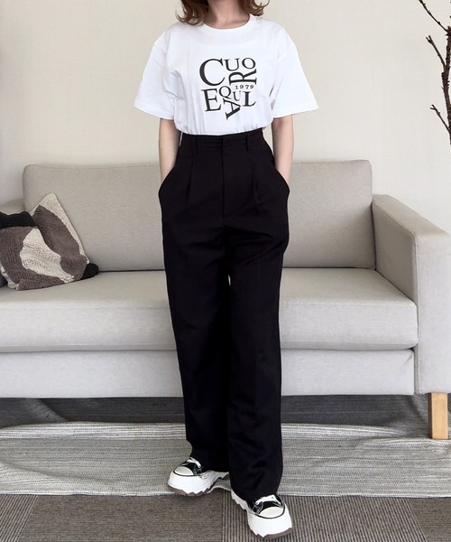 cuorequal(クオレコール)の「cuorequalロゴ半袖Tシャツ(Tシャツ/カットソー・レディース・ホワイト・LARGE/MEDIUM)」の6枚目の写真