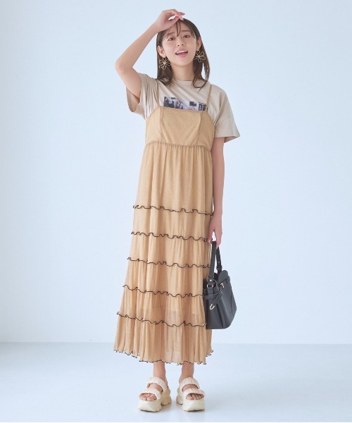 mysty woman(ミスティウーマン)の「メローティアードキャミワンピース 135159(ワンピース・レディース・チャコールグレー/オフホワイト/モカ・FREE)」の3枚目の写真