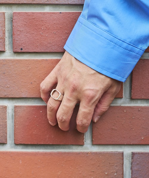 meltum(メルタム)の「SIGNET OPEN RING(リング・メンズ・シルバー・SMALL/LARGE/MEDIUM)」の21枚目の写真