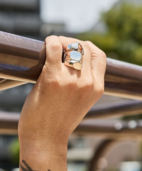 meltum(メルタム)の「SIGNET OPEN RING(リング・メンズ・シルバー・SMALL/LARGE/MEDIUM)」の10枚目の写真