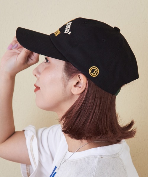 CUBE SUGAR（キューブシュガー）の「ロゴ刺繍ツイルキャップ（キャップ・レディース・ブラック/パープル/ナチュラル/グリーン・M）」の10枚目の写真