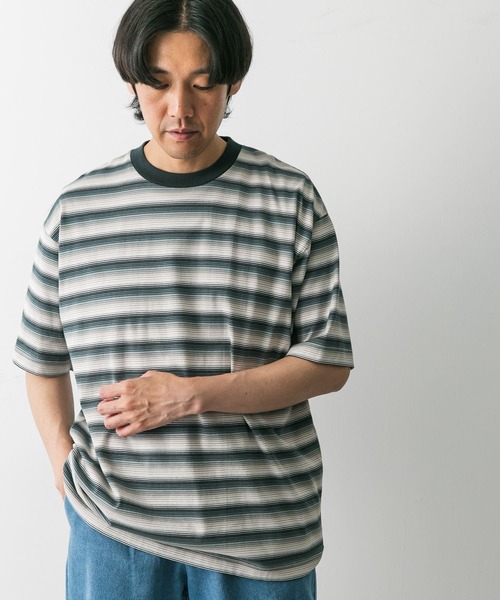 URBAN RESEARCH DOORS(アーバンリサーチドアーズ)の「グラデーションボーダー ショートスリーブ Tシャツ(Tシャツ/カットソー・メンズ・グリーン系その他/ブラック系その他・MEDIUM/LARGE)」の14枚目の写真